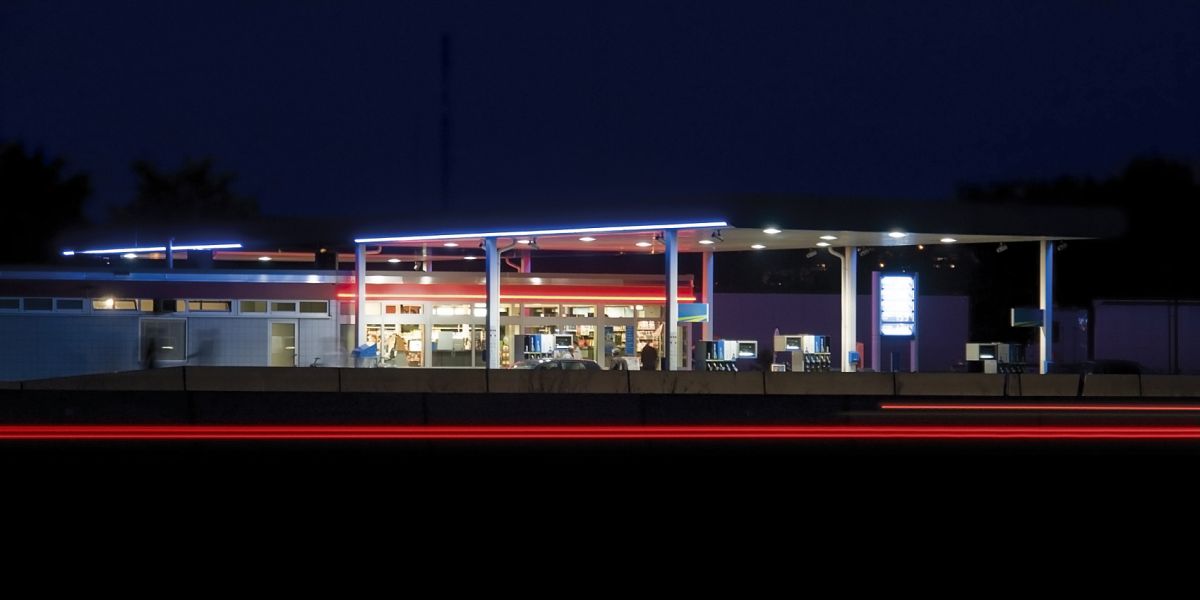 LED Canopy Lights | Outdoor Ceiling Lights for Gas Stations